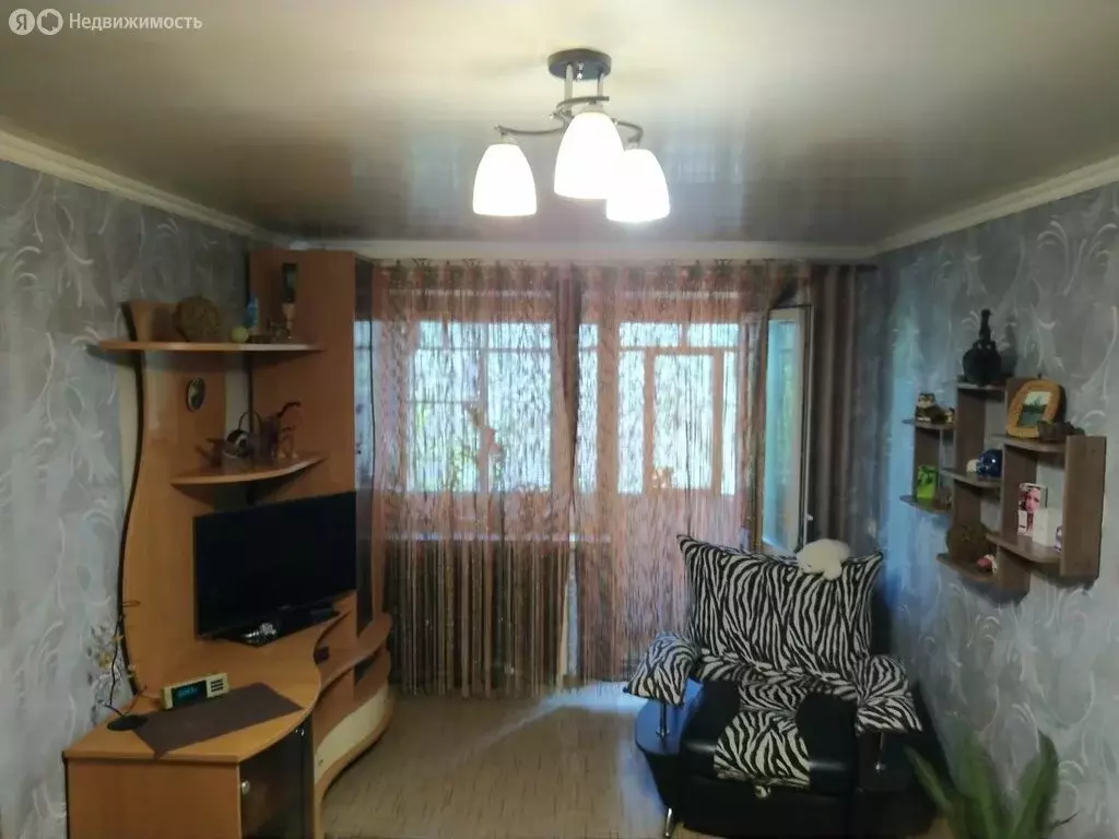 2-комнатная квартира: Тольятти, улица Жилина, 12 (42 м) - Фото 1