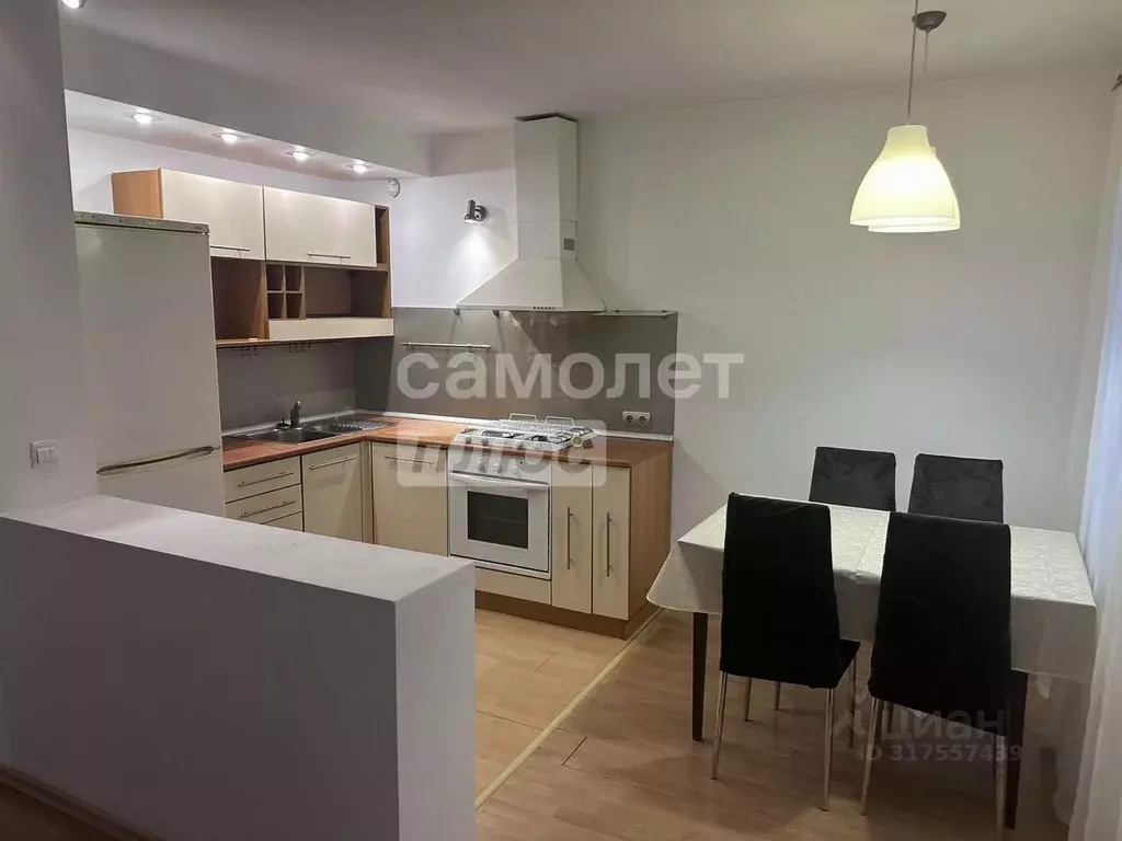 3-к кв. Свердловская область, Екатеринбург ул. Мельникова, 48 (58.1 м) - Фото 1