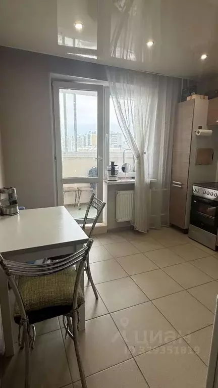 1-к кв. Кировская область, Киров ул. Мостовицкая, 1к1 (33.2 м) - Фото 2