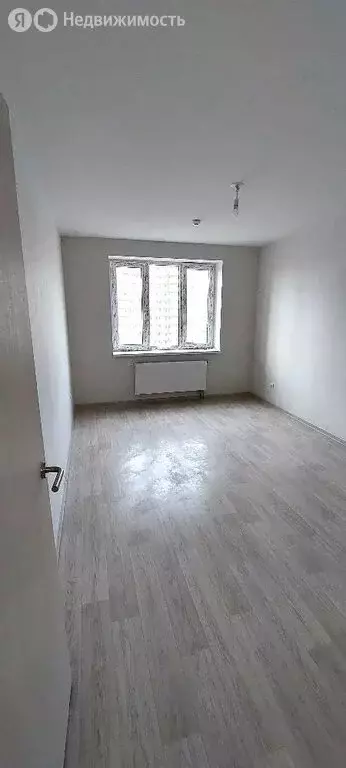 3-комнатная квартира: Санкт-Петербург, Ленинский проспект, 68 (75.2 м) - Фото 1