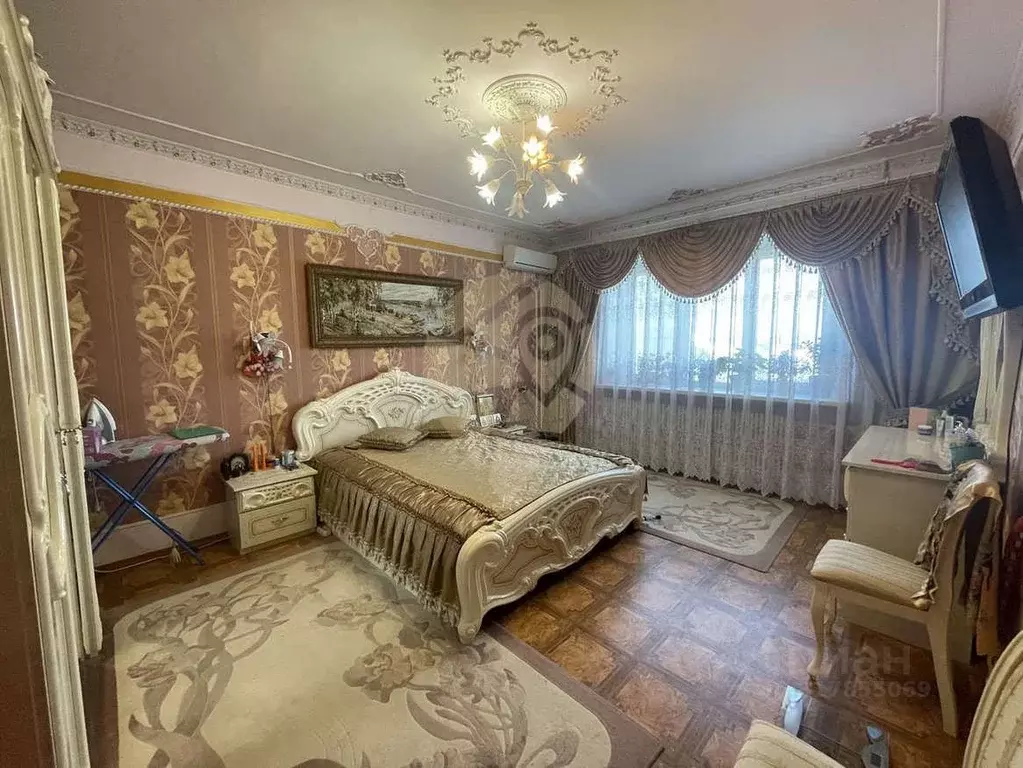 4-к кв. Белгородская область, Старый Оскол Королева мкр, 38 (107.5 м) - Фото 0