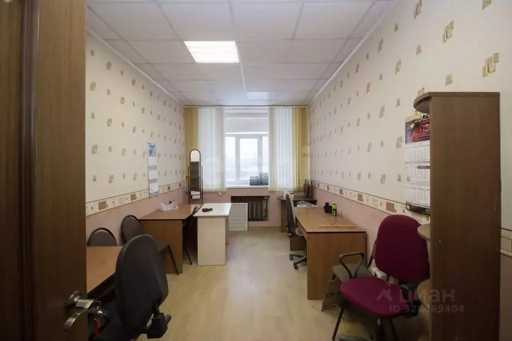 Офис в Калужская область, Калуга ш. Грабцевское, 75 (337 м) - Фото 1