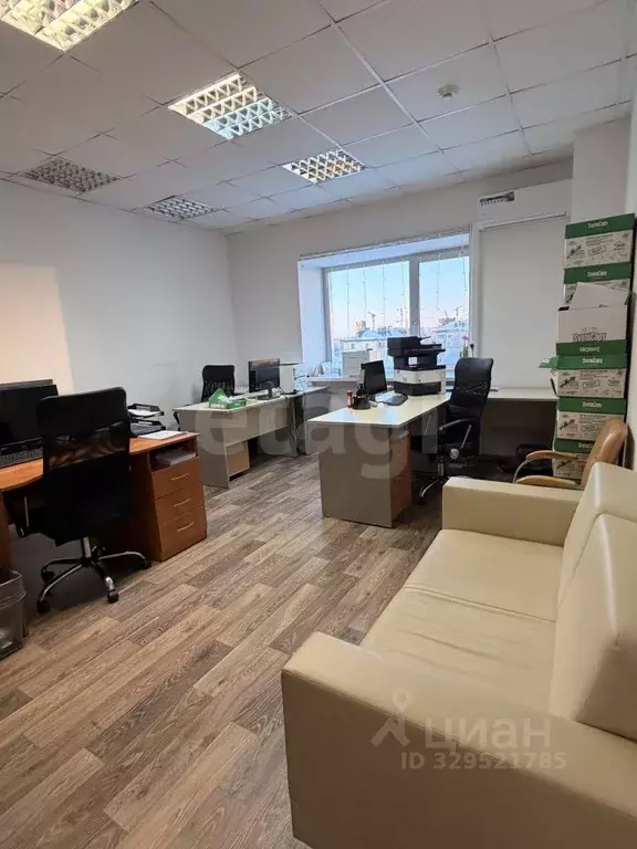 Офис в Тюменская область, Тюмень Комсомольская ул., 49 (40 м) - Фото 1
