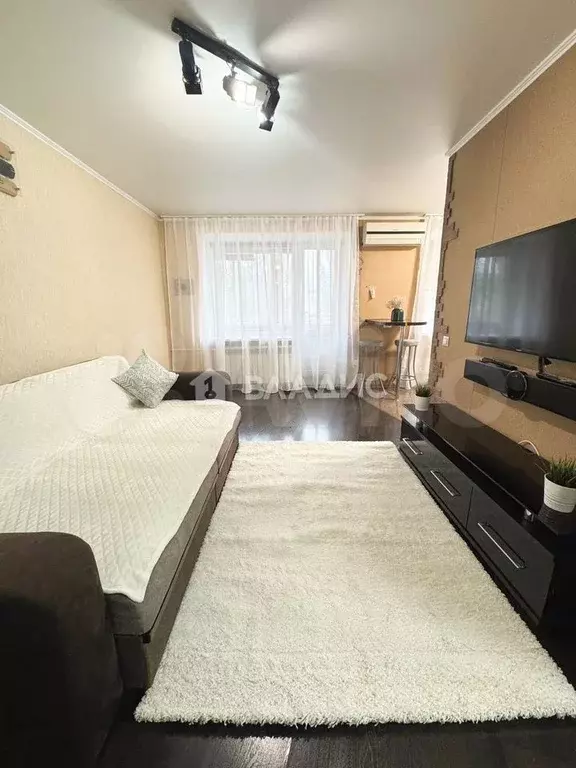 1-к. квартира, 30,7 м, 5/5 эт. - Фото 0