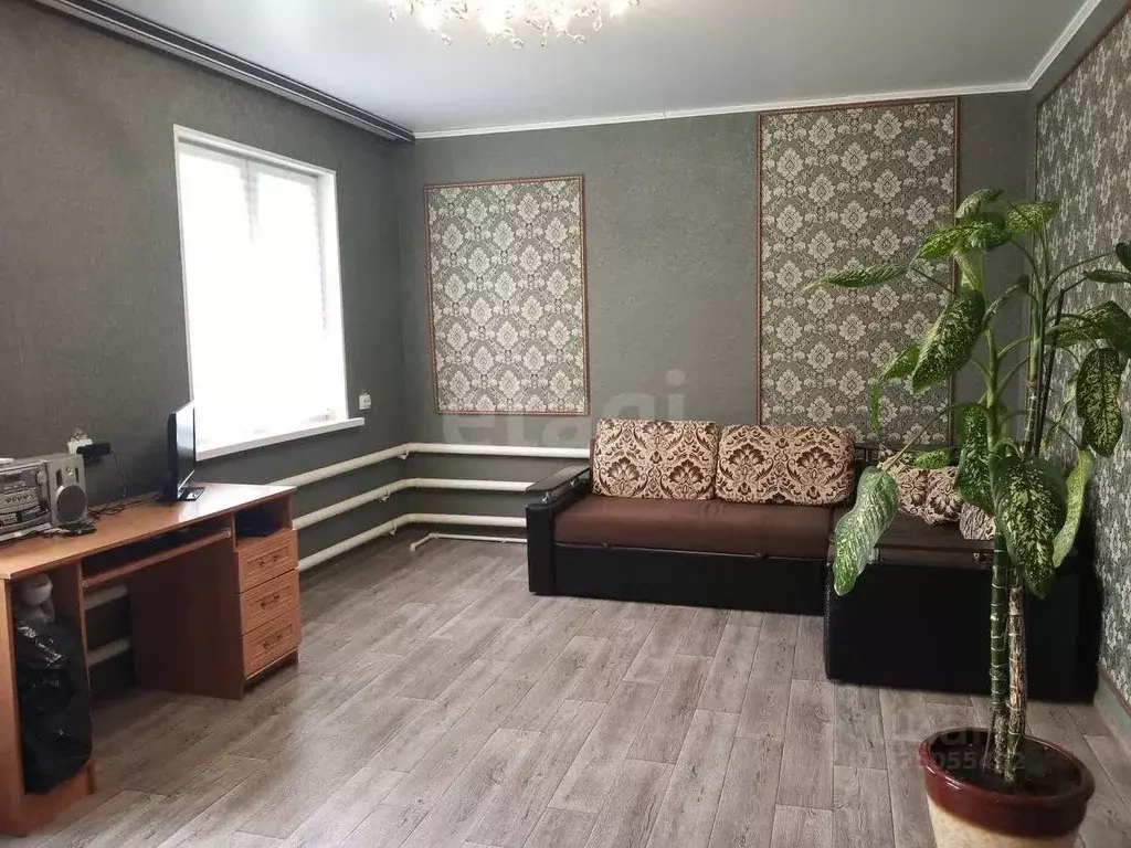 Дом в Саратовская область, Балашов Трудовая ул., 7 (155 м) - Фото 1