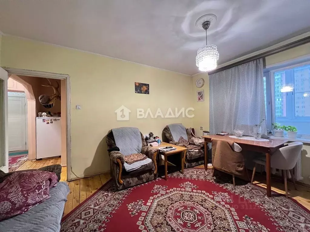 3-к кв. Бурятия, Улан-Удэ ул. Гагарина, 81 (66.3 м) - Фото 1