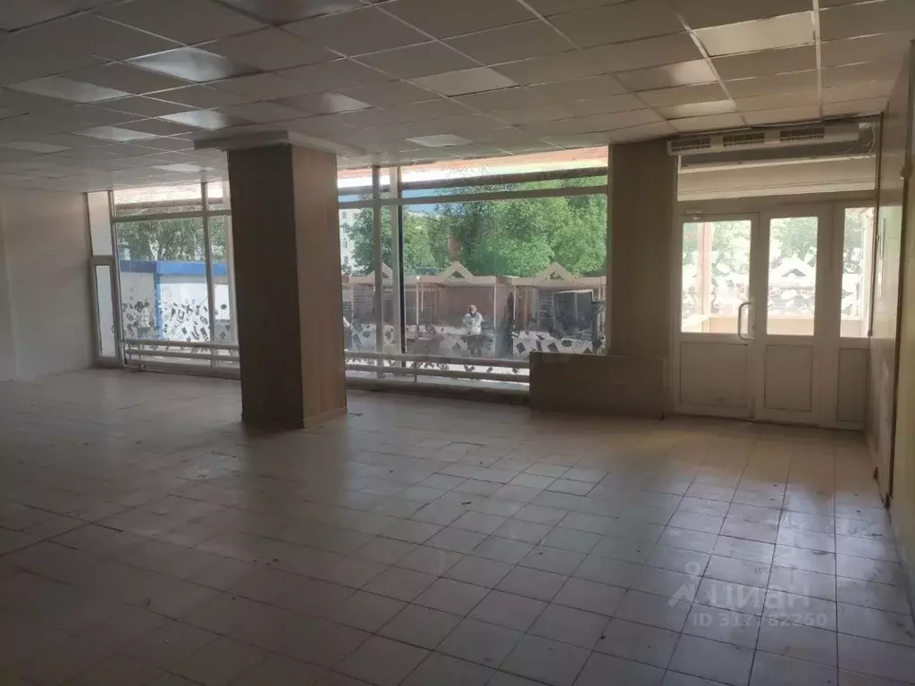 Помещение свободного назначения в Ульяновская область, Ульяновск ул. ... - Фото 1