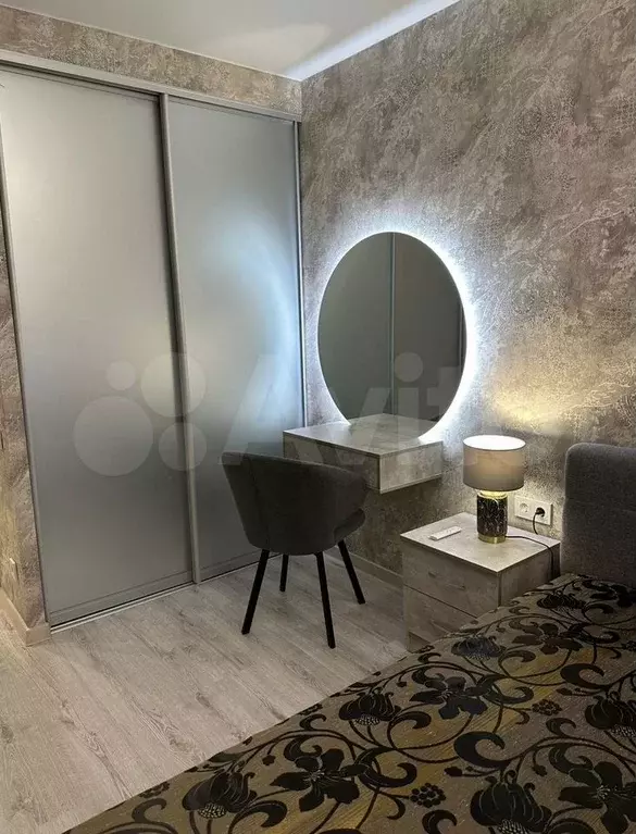 1-к. квартира, 37 м, 8/9 эт. - Фото 1