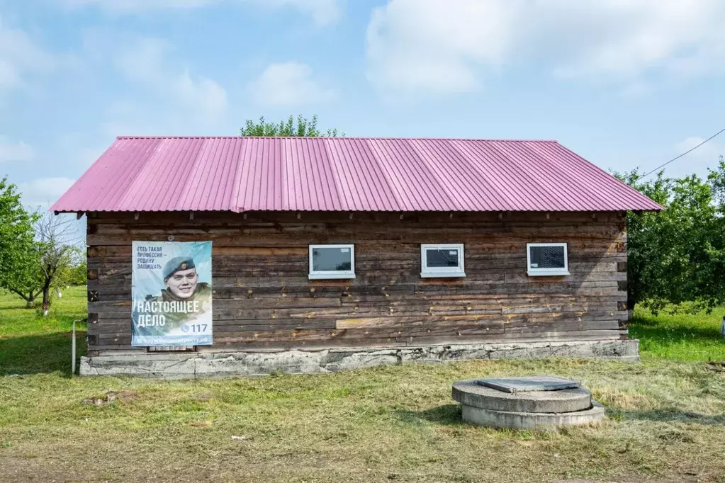 Помещение свободного назначения в Орловская область, с. Знаменское ул. ... - Фото 1