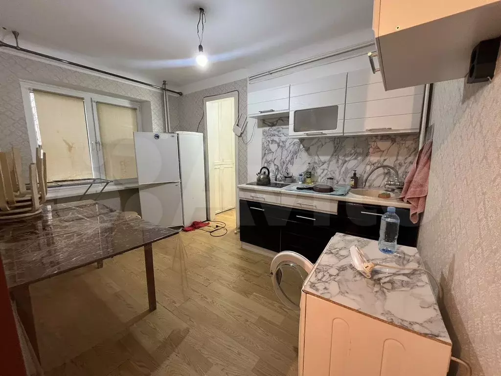 1-к. квартира, 40 м, 2/4 эт. - Фото 0