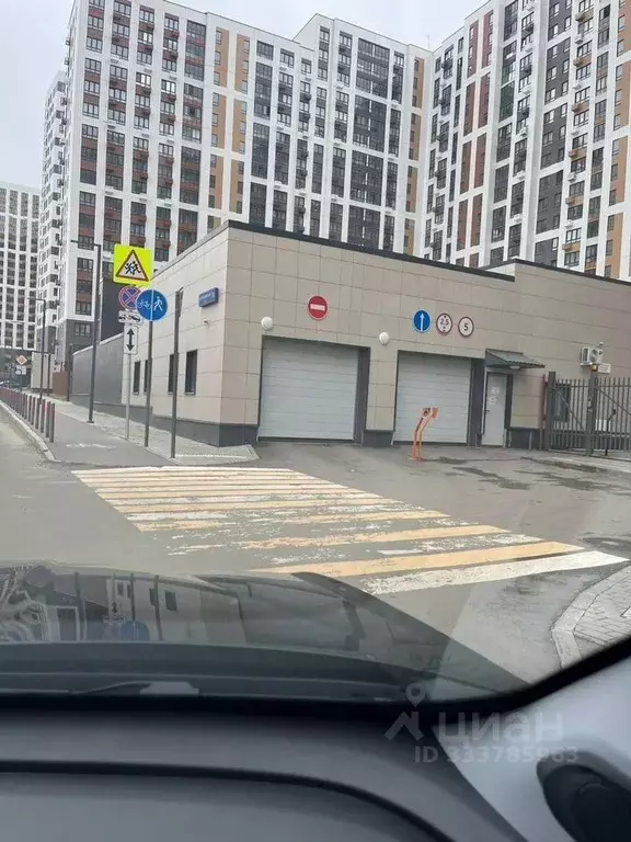 Гараж в Московская область, Ленинский городской округ, пос. Битца ... - Фото 1