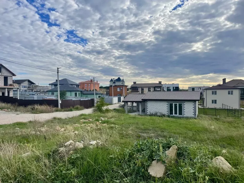 Участок в Севастополь ул. Лукомская (7.0 сот.) - Фото 1