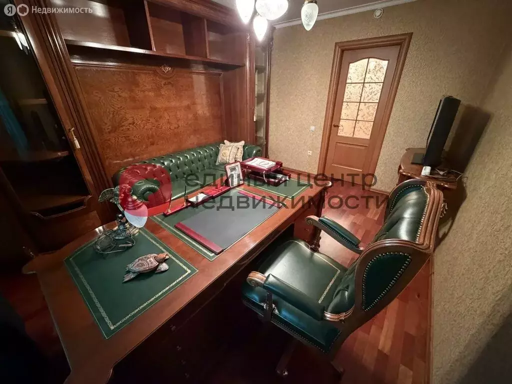 4-комнатная квартира: Тюмень, улица Свободы, 84к1 (154 м) - Фото 1