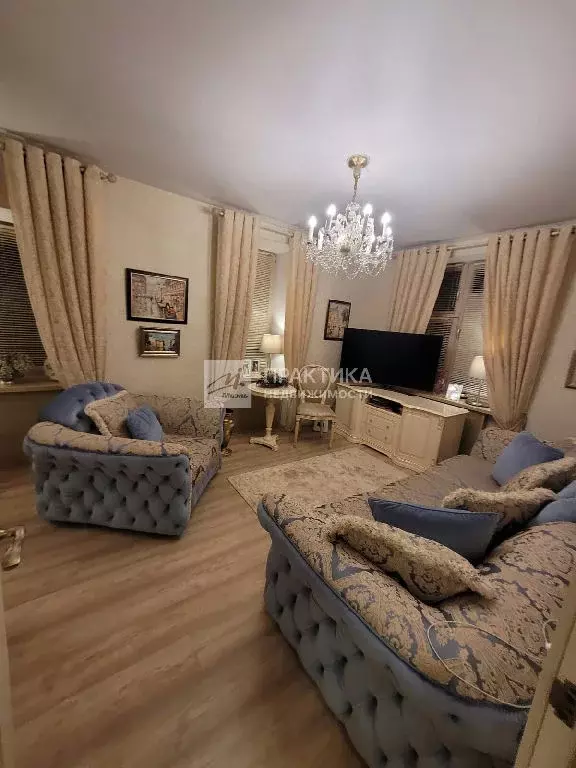 Продается 2-комнатная квартира - Фото 2