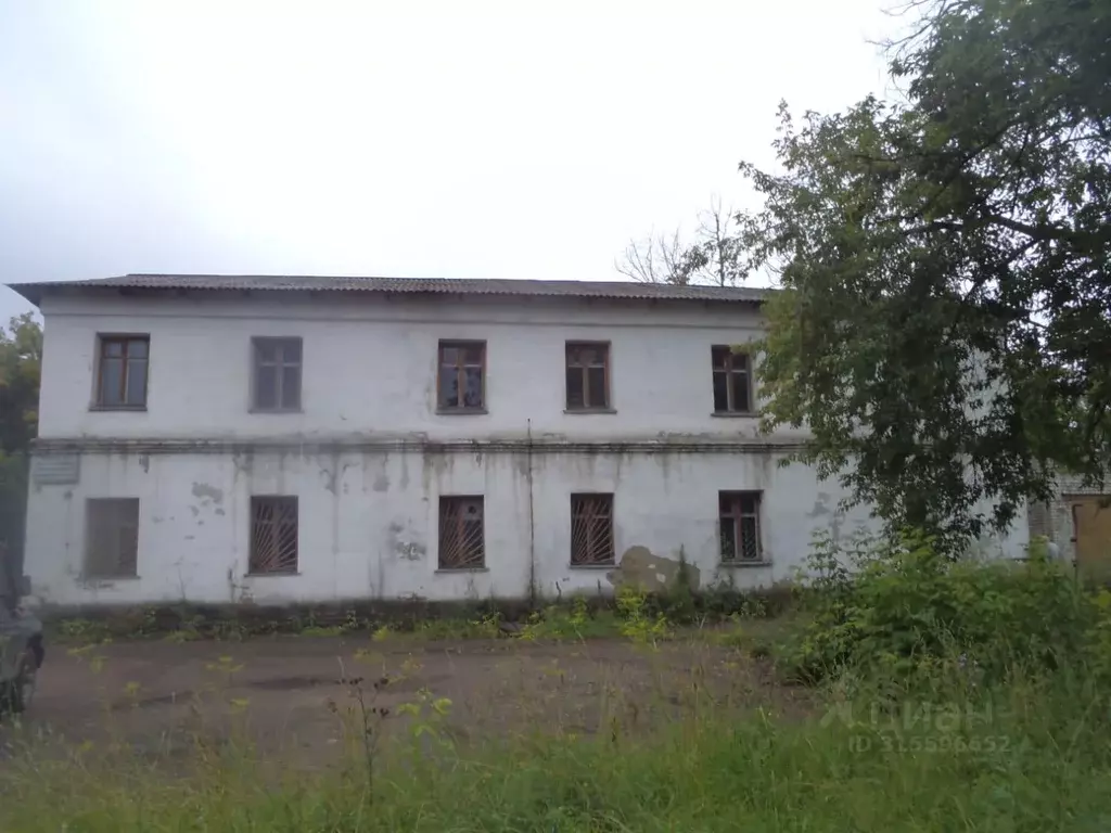 Помещение свободного назначения в Кировская область, Зуевка ул. 1-я ... - Фото 0