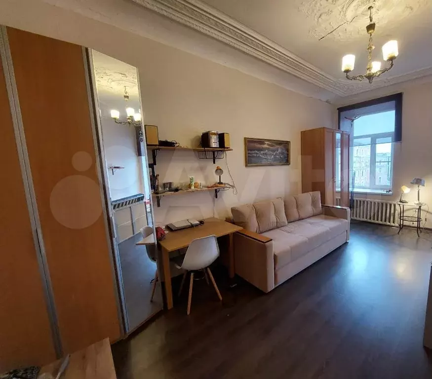 Комната 22 м в 4-к., 5/5 эт. - Фото 0