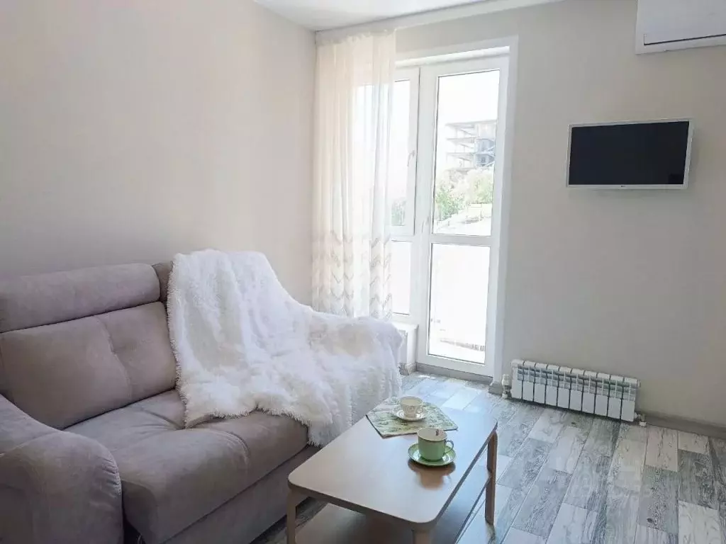 1-к кв. Крым, Ялта муниципальный округ, Виноградное пгт ш. ... - Фото 2