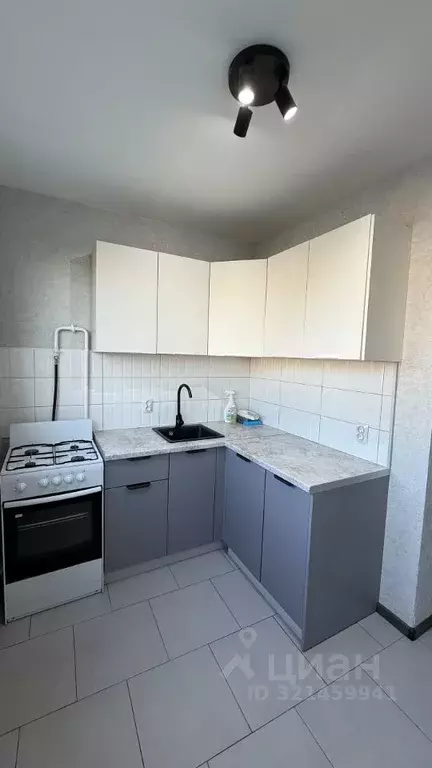 3-к кв. Санкт-Петербург ул. Есенина, 8К1 (61.0 м) - Фото 1