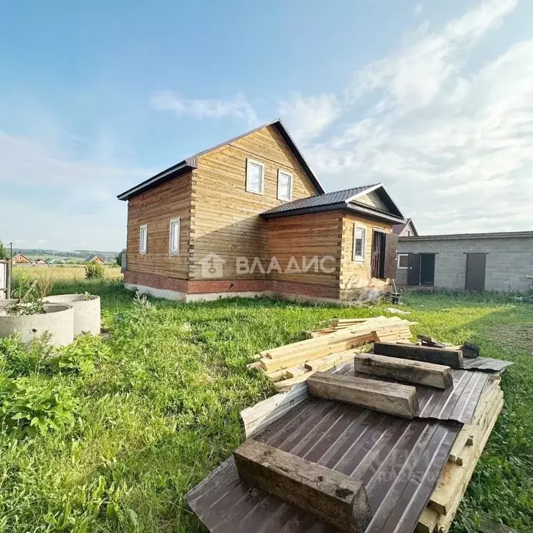 Дом в Башкортостан, Стерлитамакский район, с. Буриказганово ул. ... - Фото 2