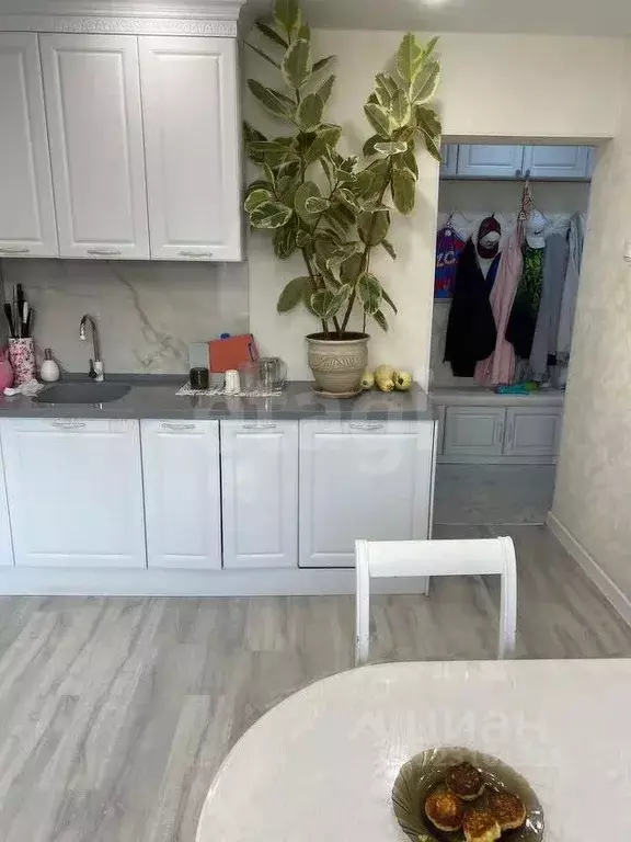 3-к кв. Вологодская область, Вологда ул. Возрождения, 72 (66.2 м) - Фото 0