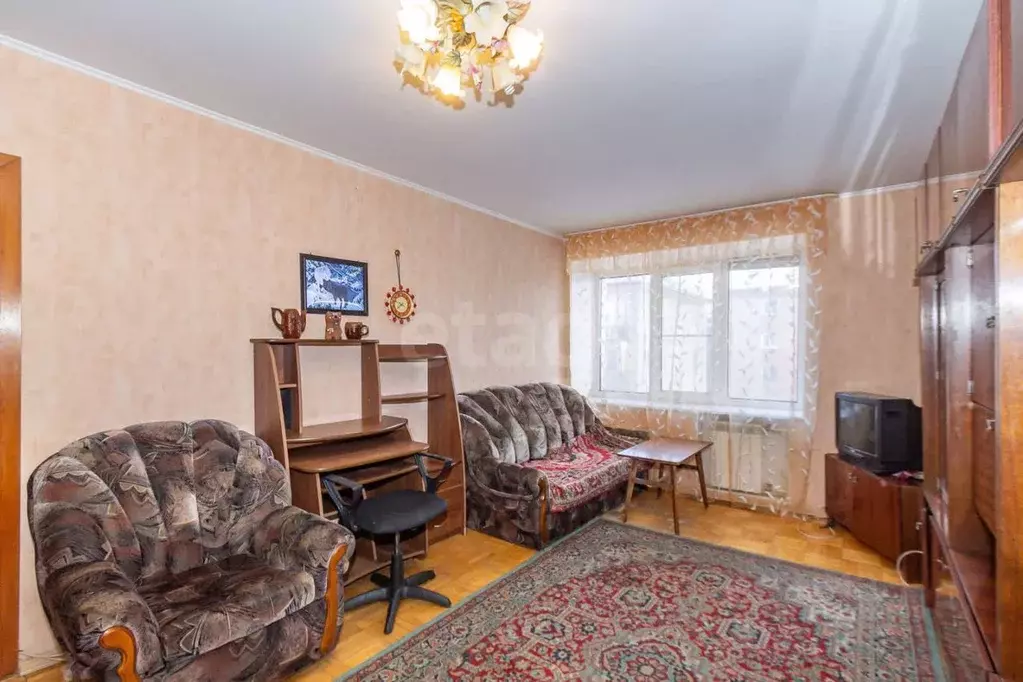 2-к кв. Омская область, Омск Городок Нефтяников мкр, ул. 22 Апреля, ... - Фото 0