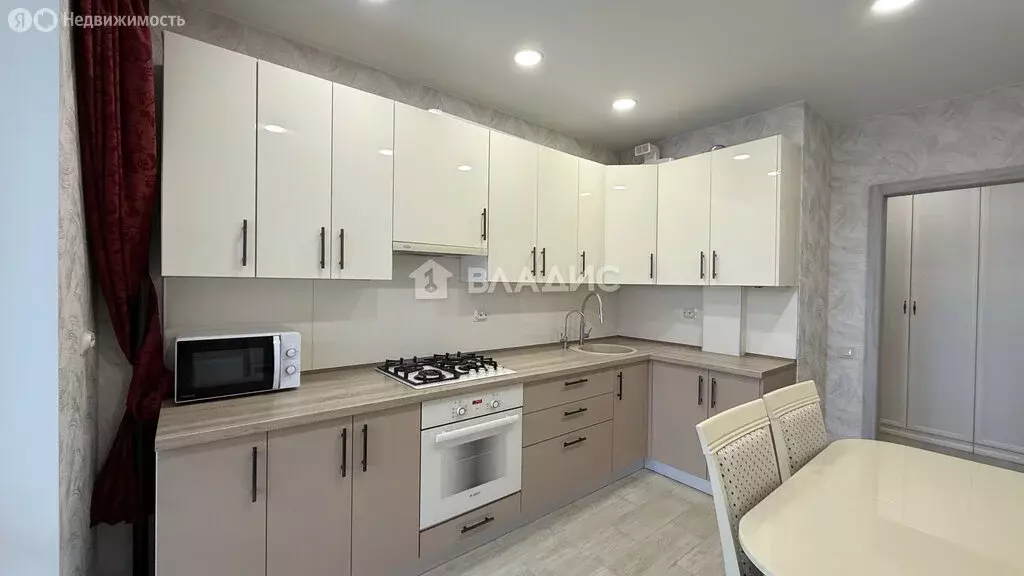 2-комнатная квартира: Калининград, Новгородская улица, 3Ак7 (60 м) - Фото 0