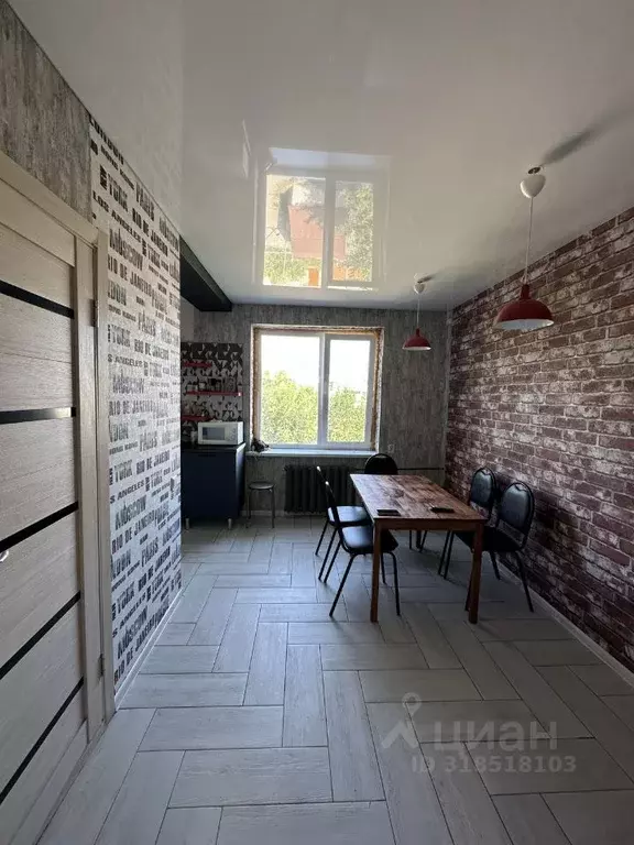 3-к кв. Саратовская область, Вольск Ярославская ул., 1/47 (69.2 м) - Фото 0