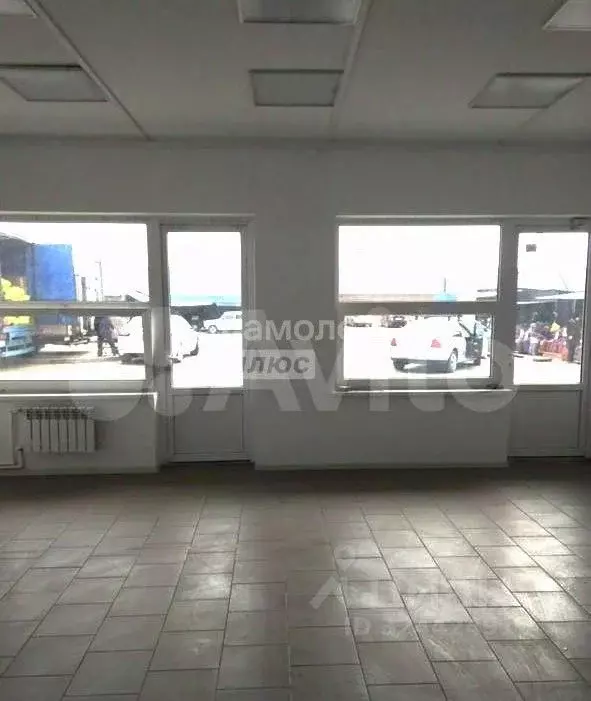 Торговая площадь в Краснодарский край, Ейск пер. Строителей, 22/2 (38 ... - Фото 2