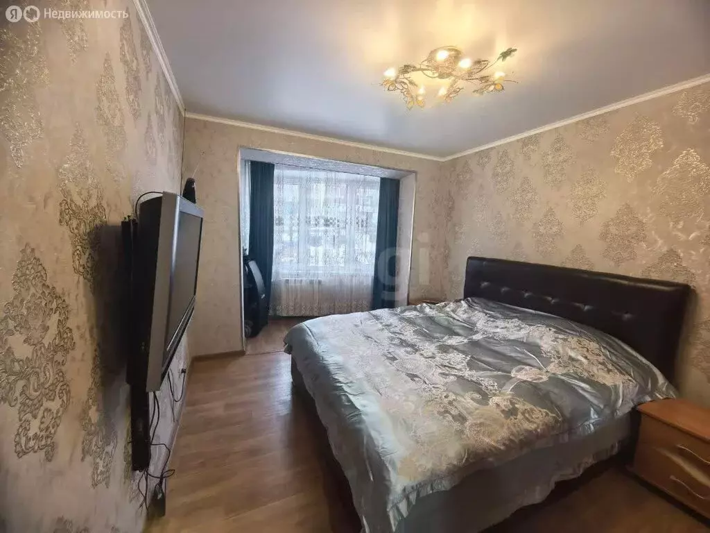 3-комнатная квартира: Петропавловск-Камчатский, проспект 50 лет ... - Фото 1