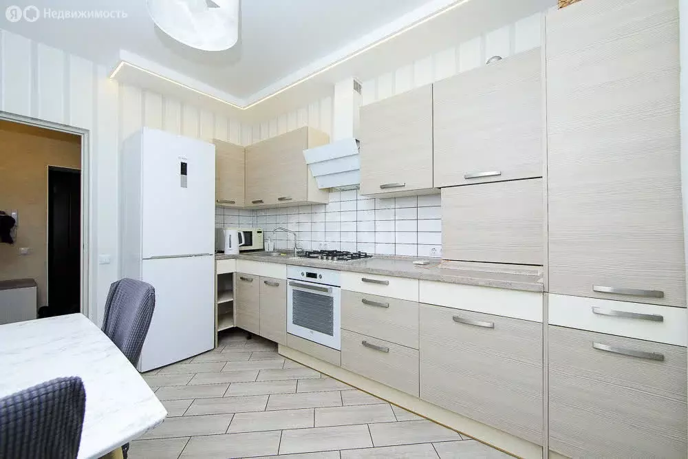 1-комнатная квартира: Калининград, улица Генерала Челнокова, 60 (40 м) - Фото 0
