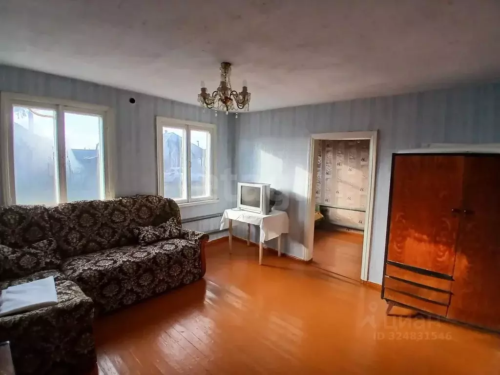 Дом в Белгородская область, Валуйки 1-й Новоселовский пер., 8А (74 м) - Фото 1