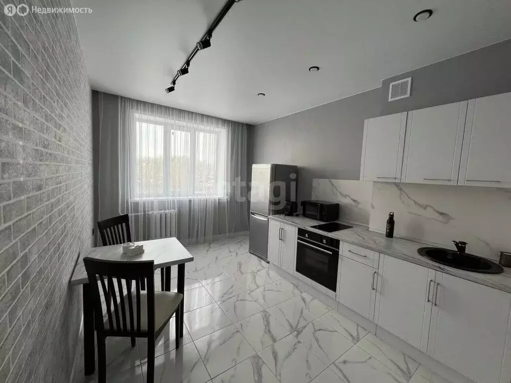 2-комнатная квартира: Кемерово, улица Гагарина, 108 (46.4 м) - Фото 0