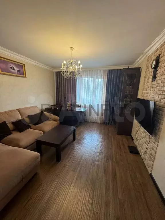 3-к. квартира, 75 м, 6/10 эт. - Фото 1