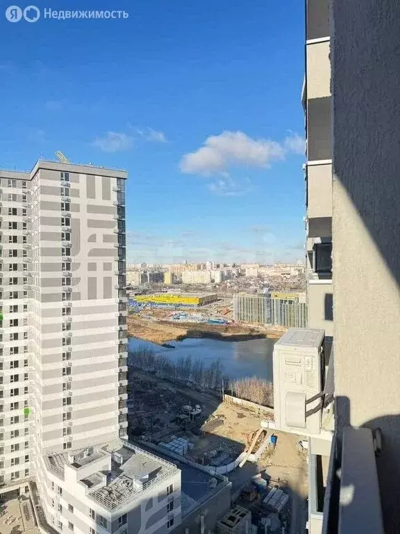 Квартира-студия: Челябинск, улица Энгельса, 4 (37 м) - Фото 2