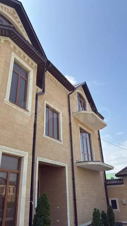 Дом 150 м на участке 6 сот. - Фото 0