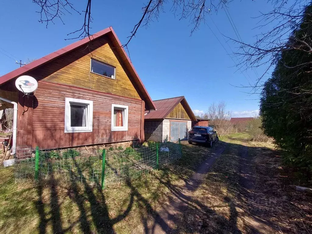 Дом в Псковская область, Печорский муниципальный округ, д. Кулиско  ... - Фото 1