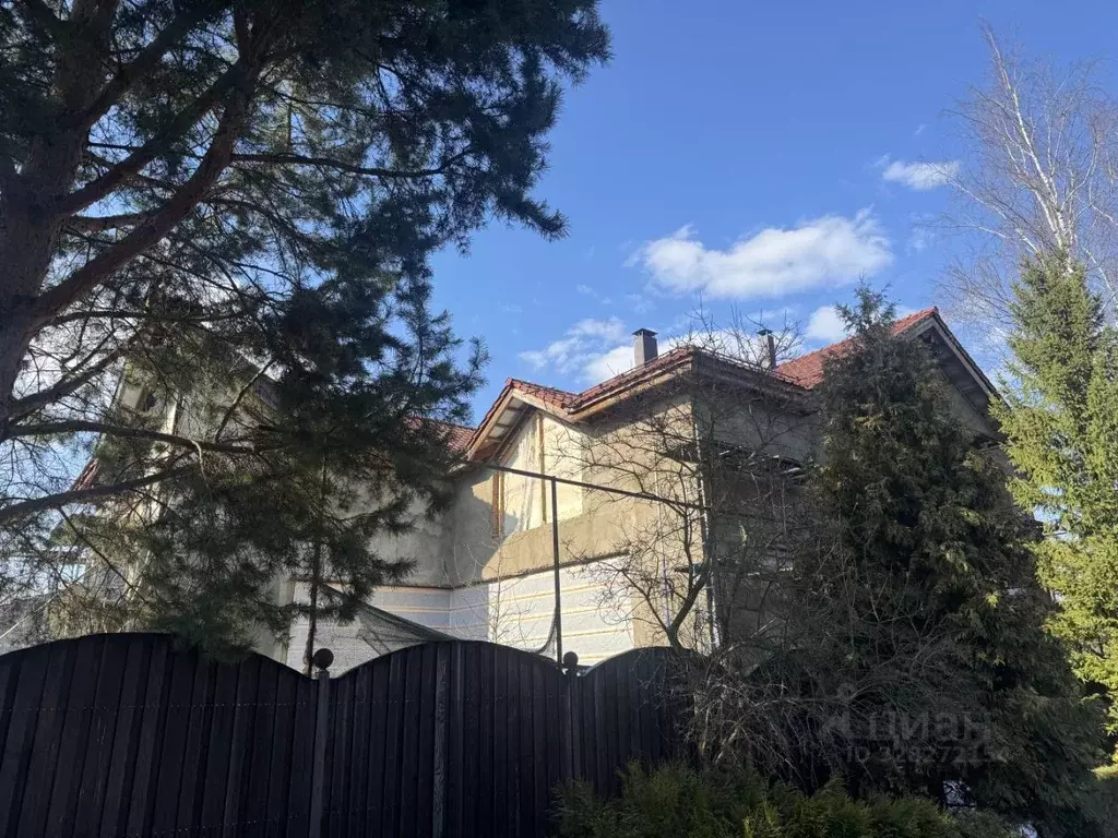 Дом в Московская область, Одинцовский городской округ, с. Иславское 65 ... - Фото 2