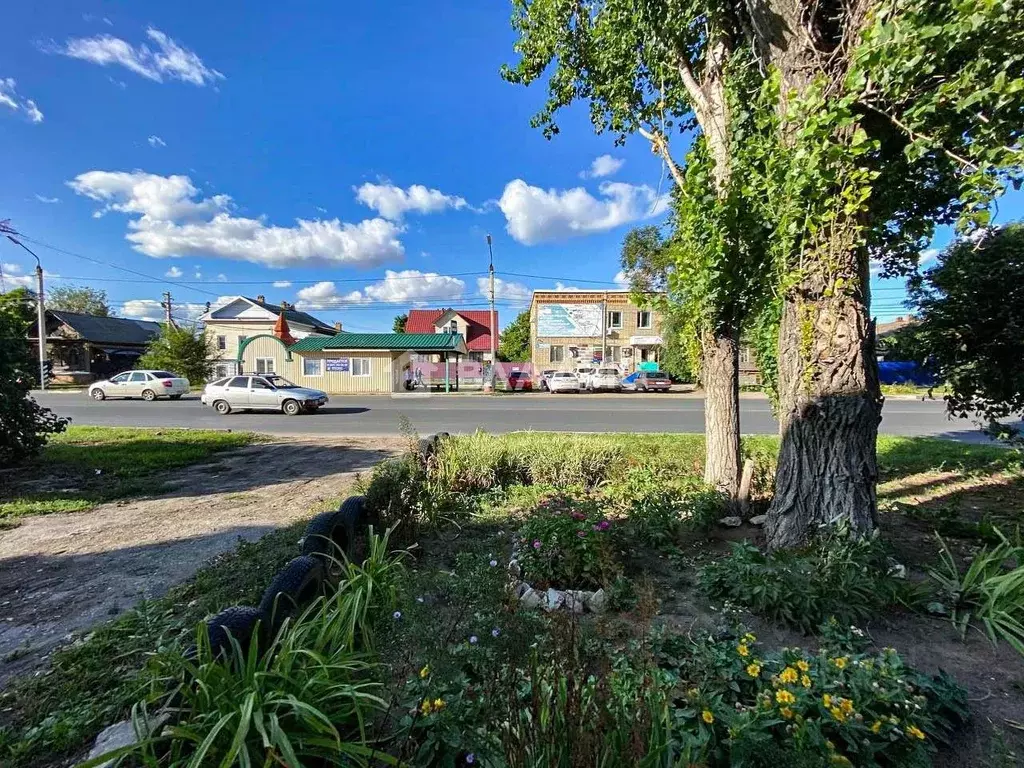 Дом в Саратовская область, Балаково Коммунистическая ул., 64 (63 м) - Фото 1