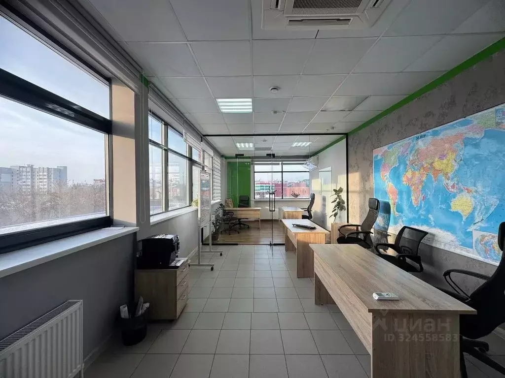 Офис в Татарстан, Казань ул. Габдуллы Кариева, 3а (220 м) - Фото 1