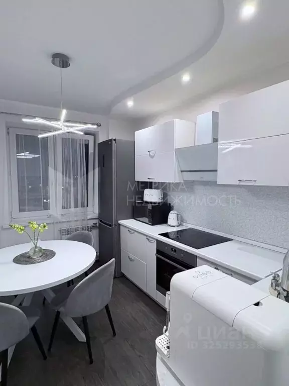 2-к кв. Тюменская область, Тюмень ул. Западносибирская, 22 (50.6 м) - Фото 1