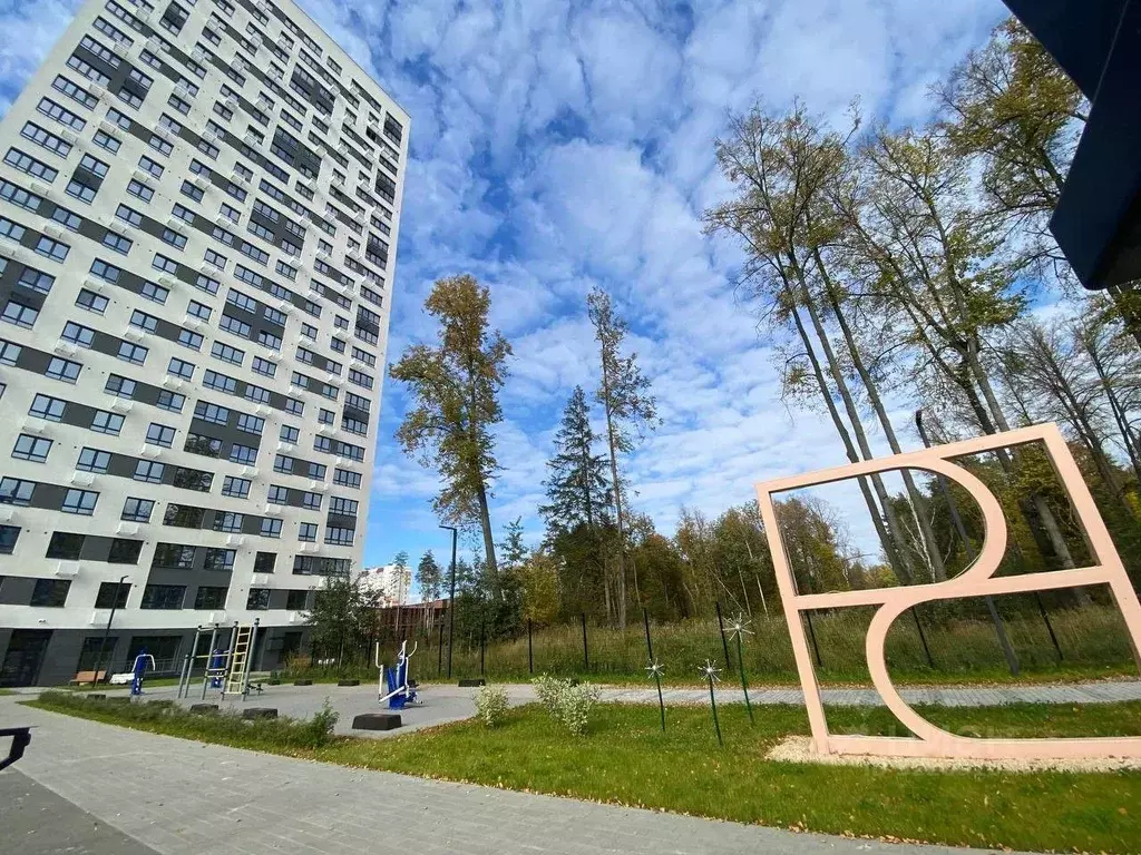 2-к кв. Удмуртия, Ижевск Воткинское ш., 61А (48.6 м) - Фото 2