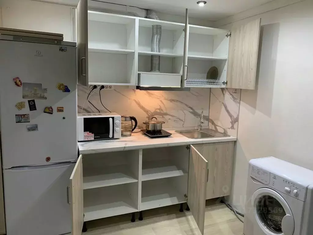 2-к кв. Ямало-Ненецкий АО, Салехард ул. Броднева, 35 (30.0 м) - Фото 1