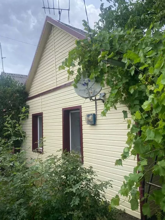 Дом в Ростовская область, Сальск ул. Красина (50 м) - Фото 1