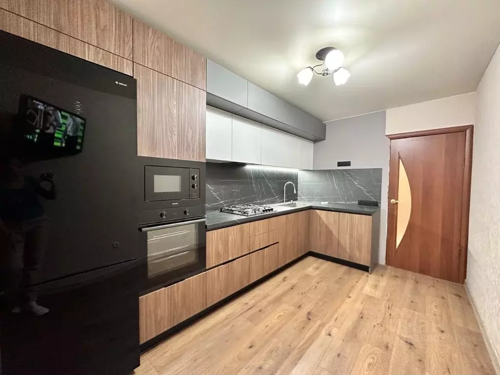 3-к кв. Московская область, Истра пл. Революции, 6 (70.0 м) - Фото 1