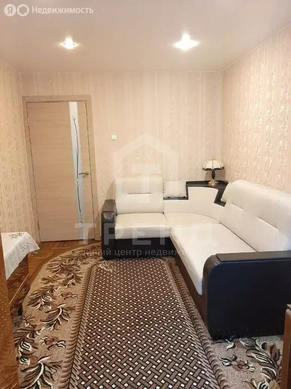 3-комнатная квартира: Петергоф, Суворовская улица, 3к9 (68.6 м) - Фото 1