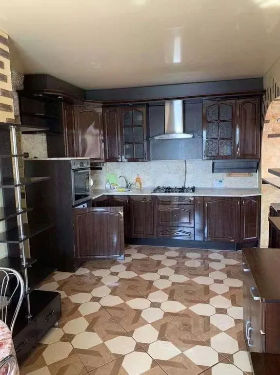 4-к кв. Воронежская область, Павловск Покровская ул., 1А (97.4 м) - Фото 1