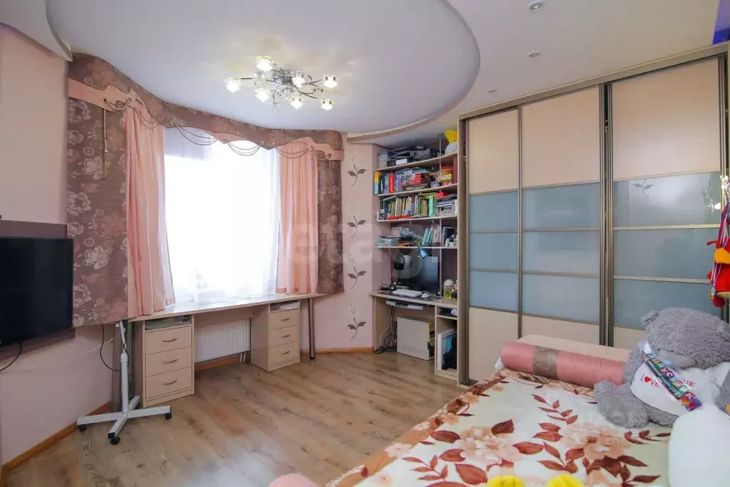 3-к кв. Калининградская область, Калининград ул. Олега Кошевого, 9 ... - Фото 1