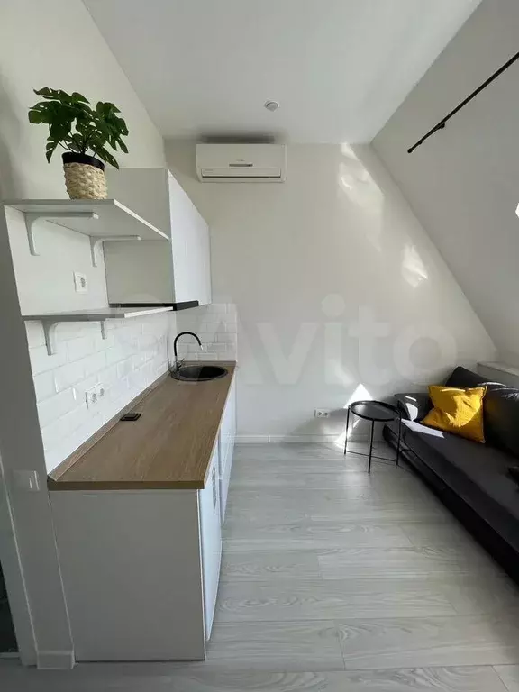 1-к. квартира, 20 м, 4/4 эт. - Фото 1
