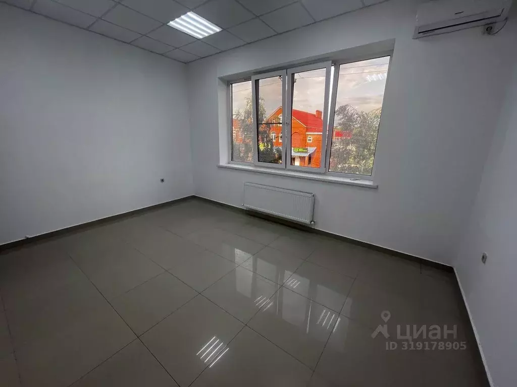 Помещение свободного назначения в Краснодарский край, Северский район, ... - Фото 1