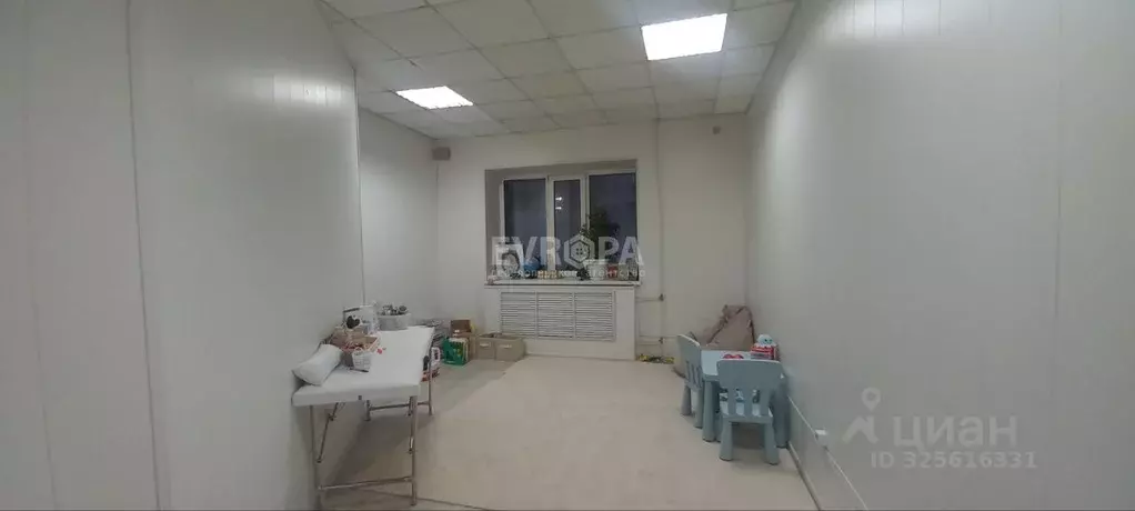 Офис в Ульяновская область, Ульяновск ул. Кирова, 99 (10 м) - Фото 1